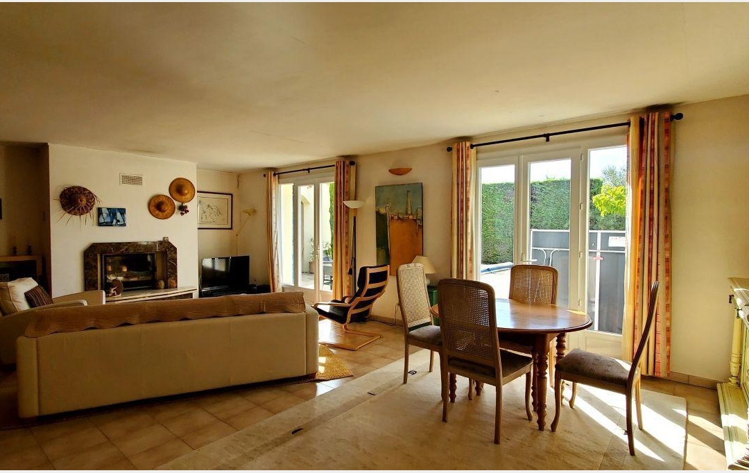 ADC IMMO et EXPERTISE - LE CRES  : Maison / Villa | GALLARGUES-LE-MONTUEUX (30660) | 165 m2 | 471 000 € 