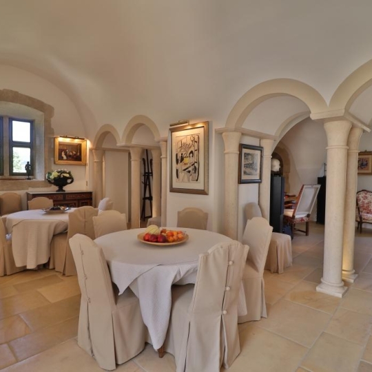  Laurent ALIAGA L'Expert Immobilier : Domain / Estate | GORDES (84220) | 649 m2 | 12 750 000 € 