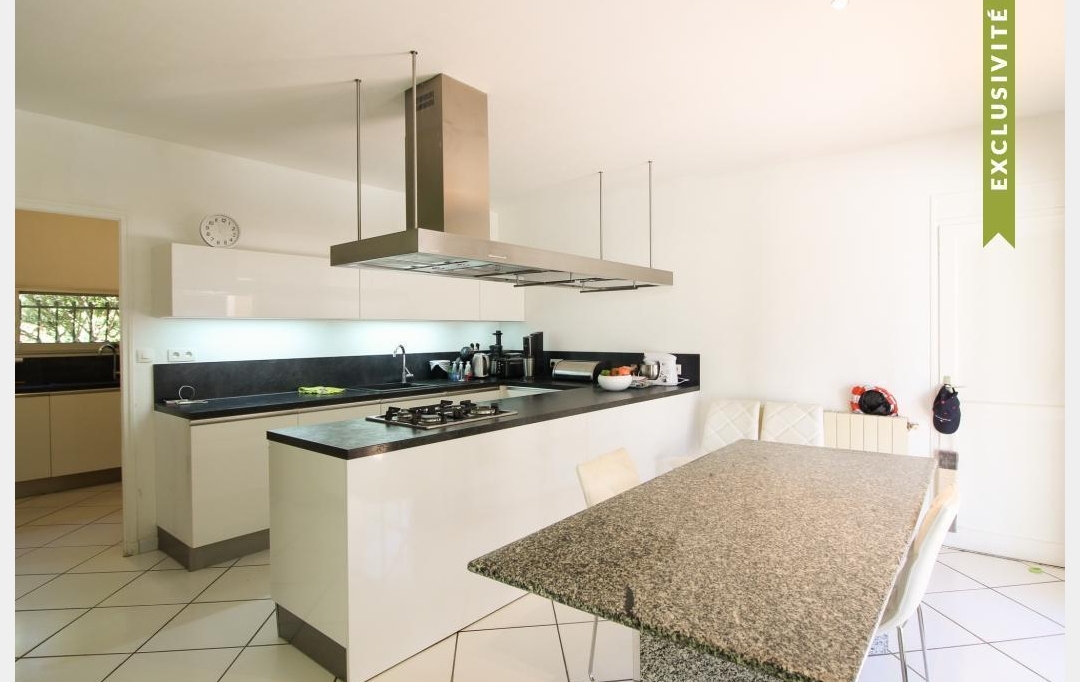 Laurent ALIAGA L'Expert Immobilier : House | NIMES (30900) | 240 m2 | 726 000 € 