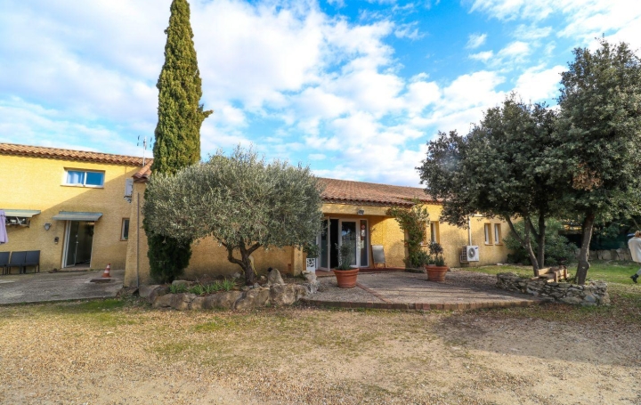 Propriété LAURET 500 m2 525 000 € Propriété LAURET 500 m2 525 000 €