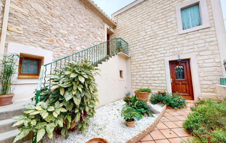 Maison LE CRES 245 m2 666 000 € Maison LE CRES 245 m2 666 000 €
