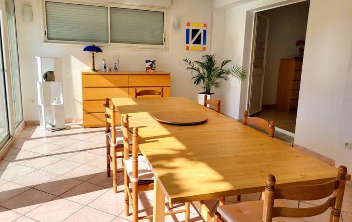 Villa LE CRES 160 m2 480 000 € Villa LE CRES 160 m2 480 000 €